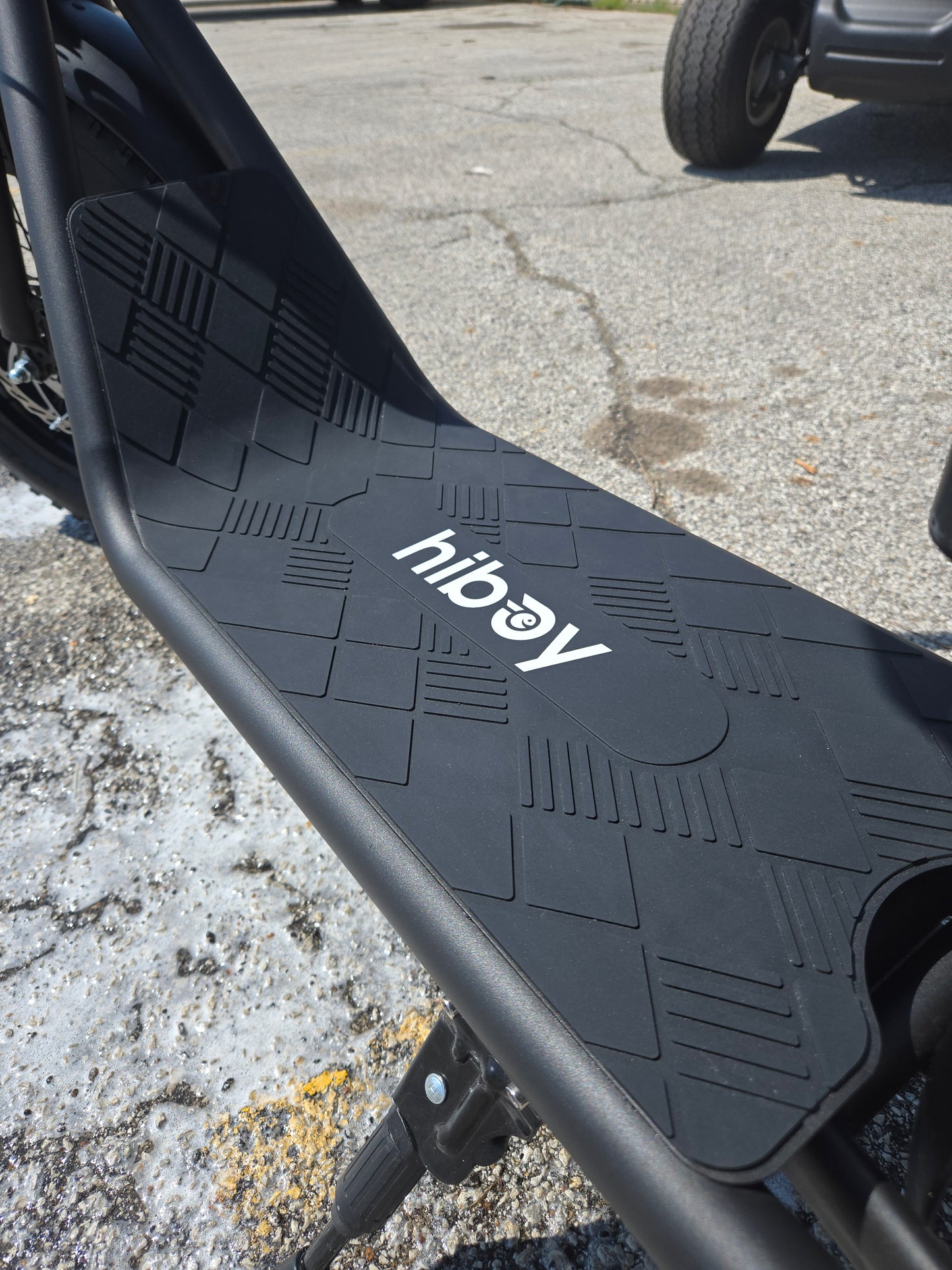 Hiboy U2 Pro Electric Scooter with 16" Fat Tires - From your friendly scooter store | EzipNzoom!