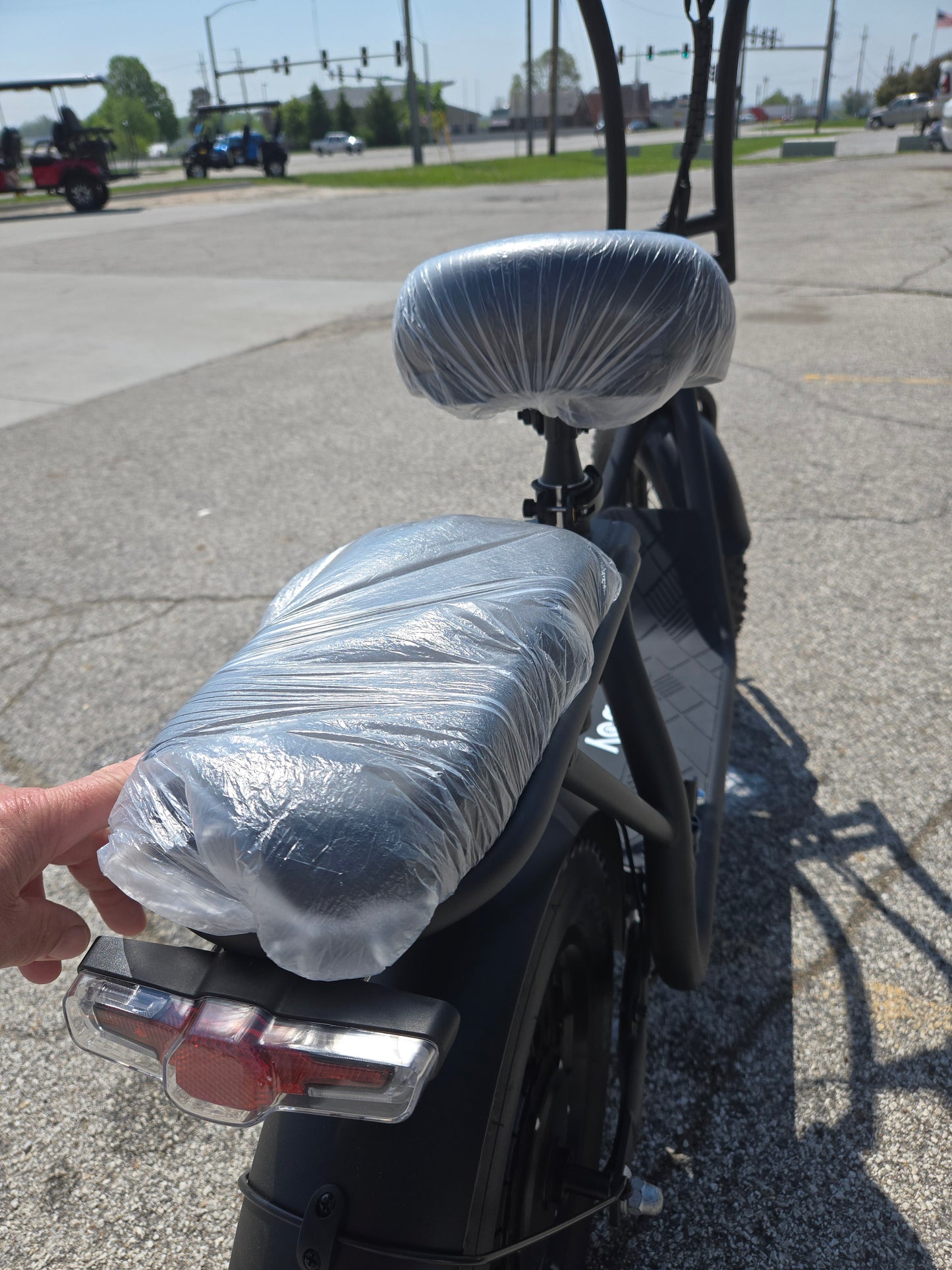 Hiboy U2 Pro Electric Scooter with 16" Fat Tires - From your friendly scooter store | EzipNzoom!