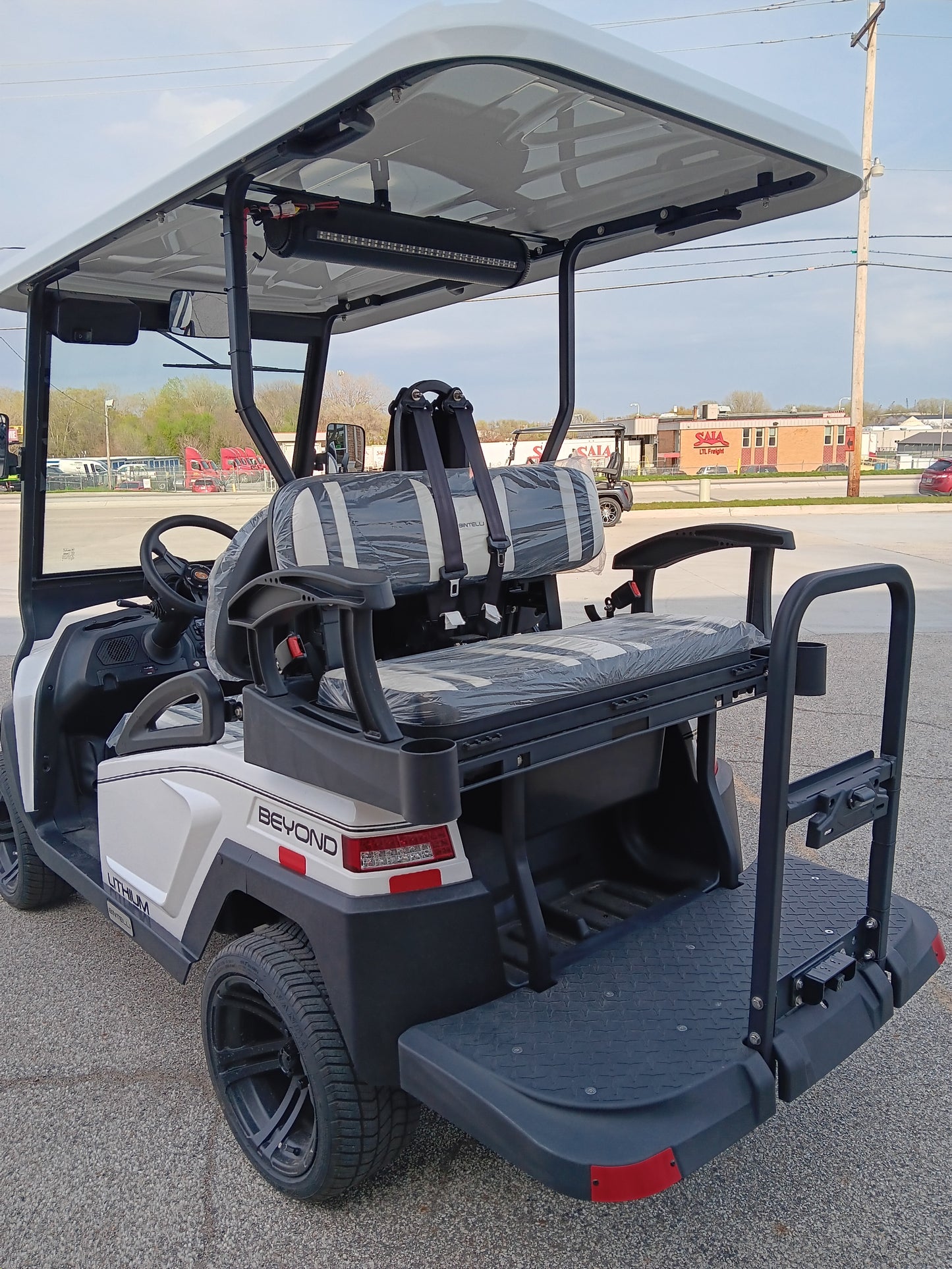 Bintelli | 4-Seater Electric Golf Cart White