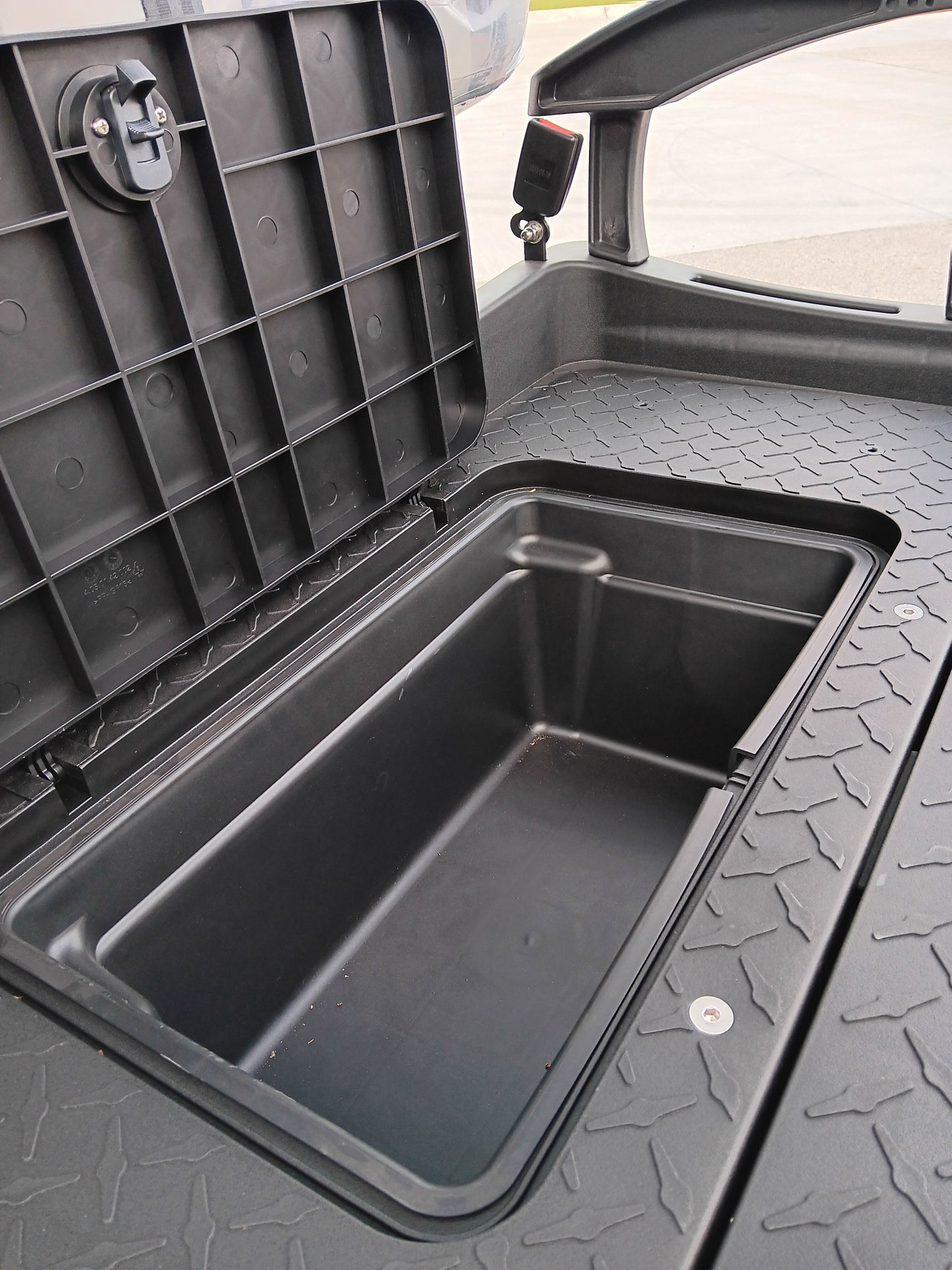 Bintelli | 6-Seater Lifted Electric Golf Cart Grey