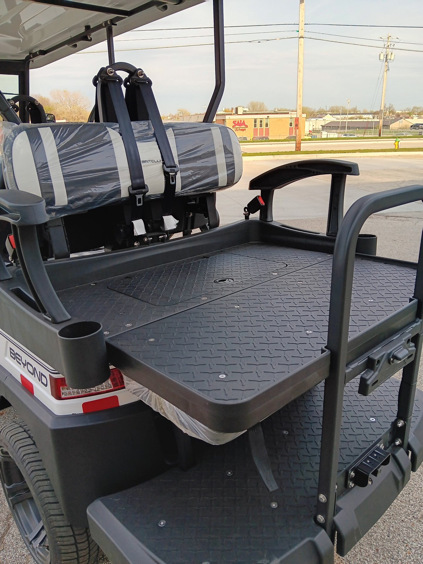 Bintelli | 6-Seater Electric Golf Cart White