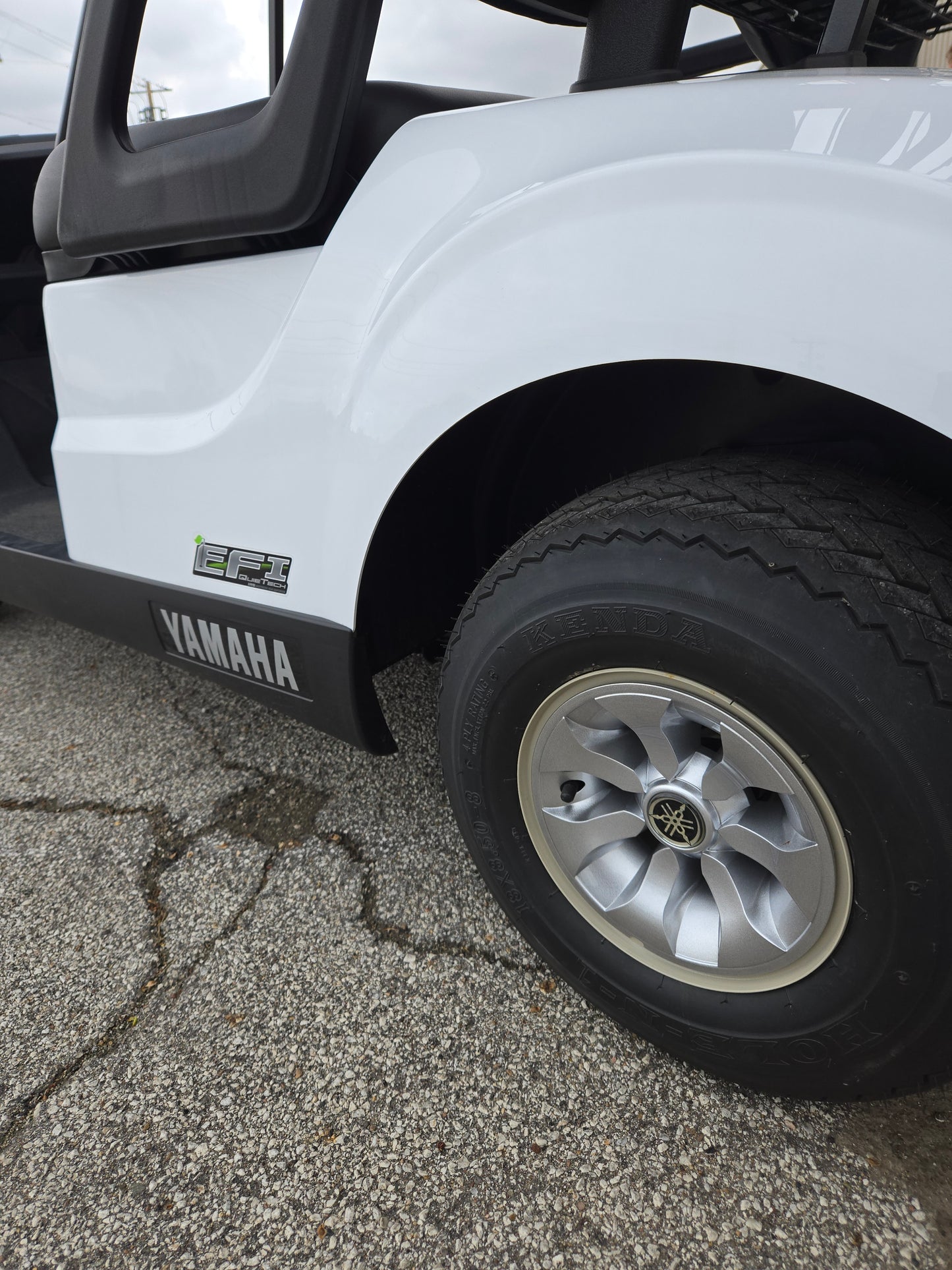 Yamaha - NEW 2024 Fleet Drive2 Gas in Glacier White