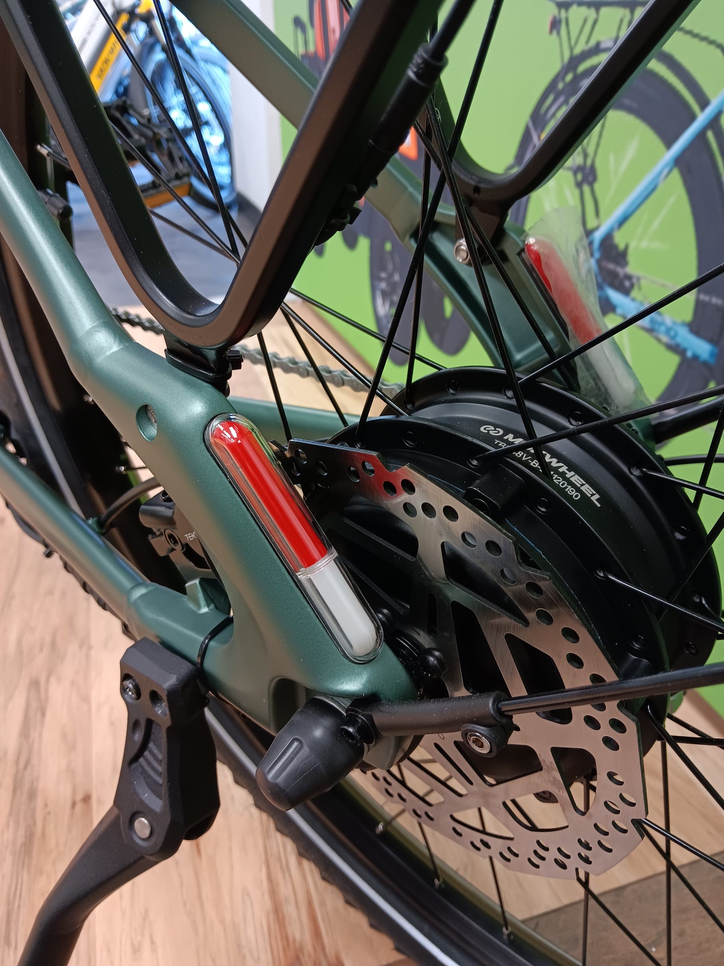 Mokwheel Tarmac | PIne Green | An Urban Commuter Designed for Distance