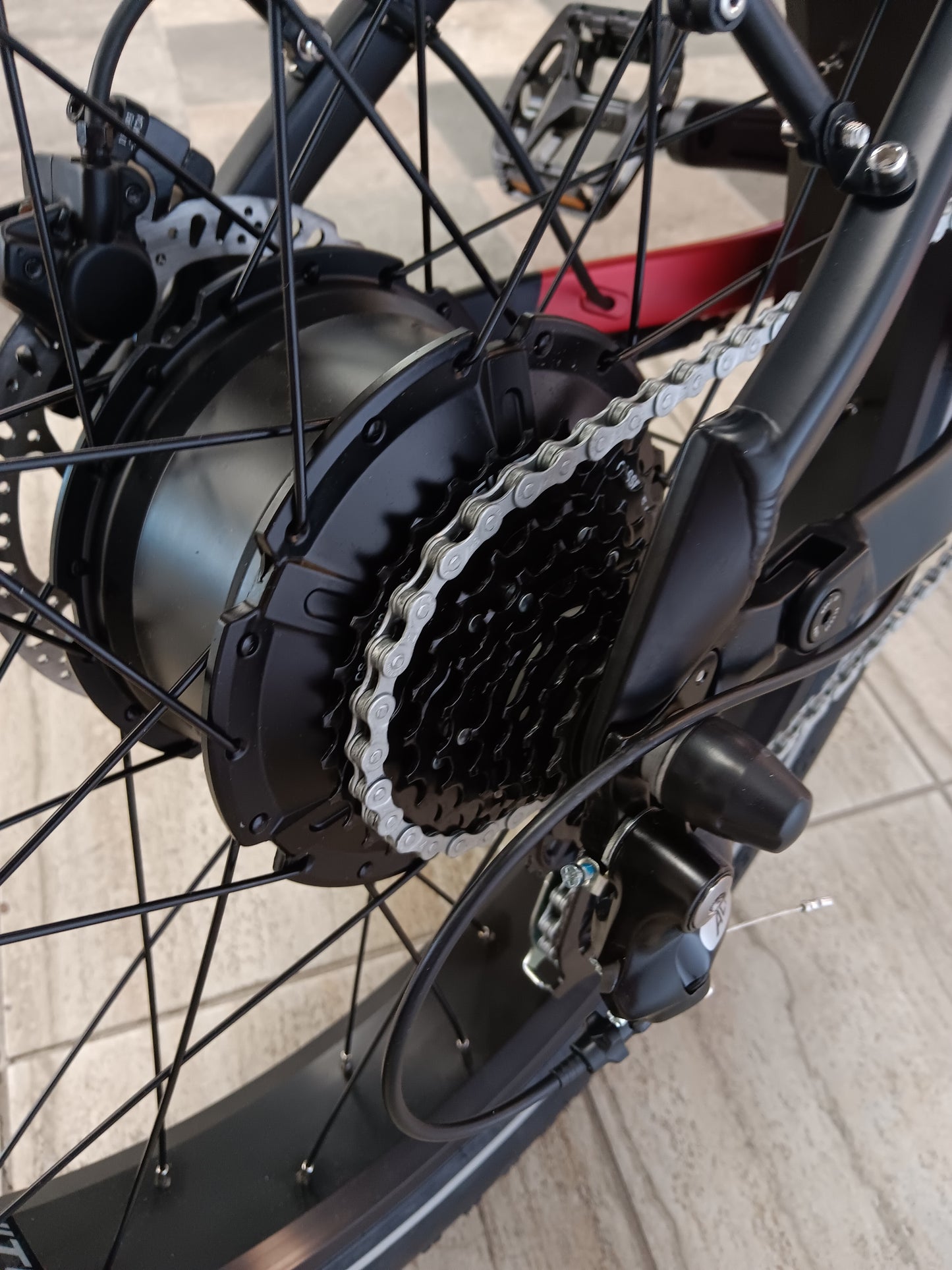 Powerfull Electric Mountain Bike | Mokwheel Obsidian in Black/Red