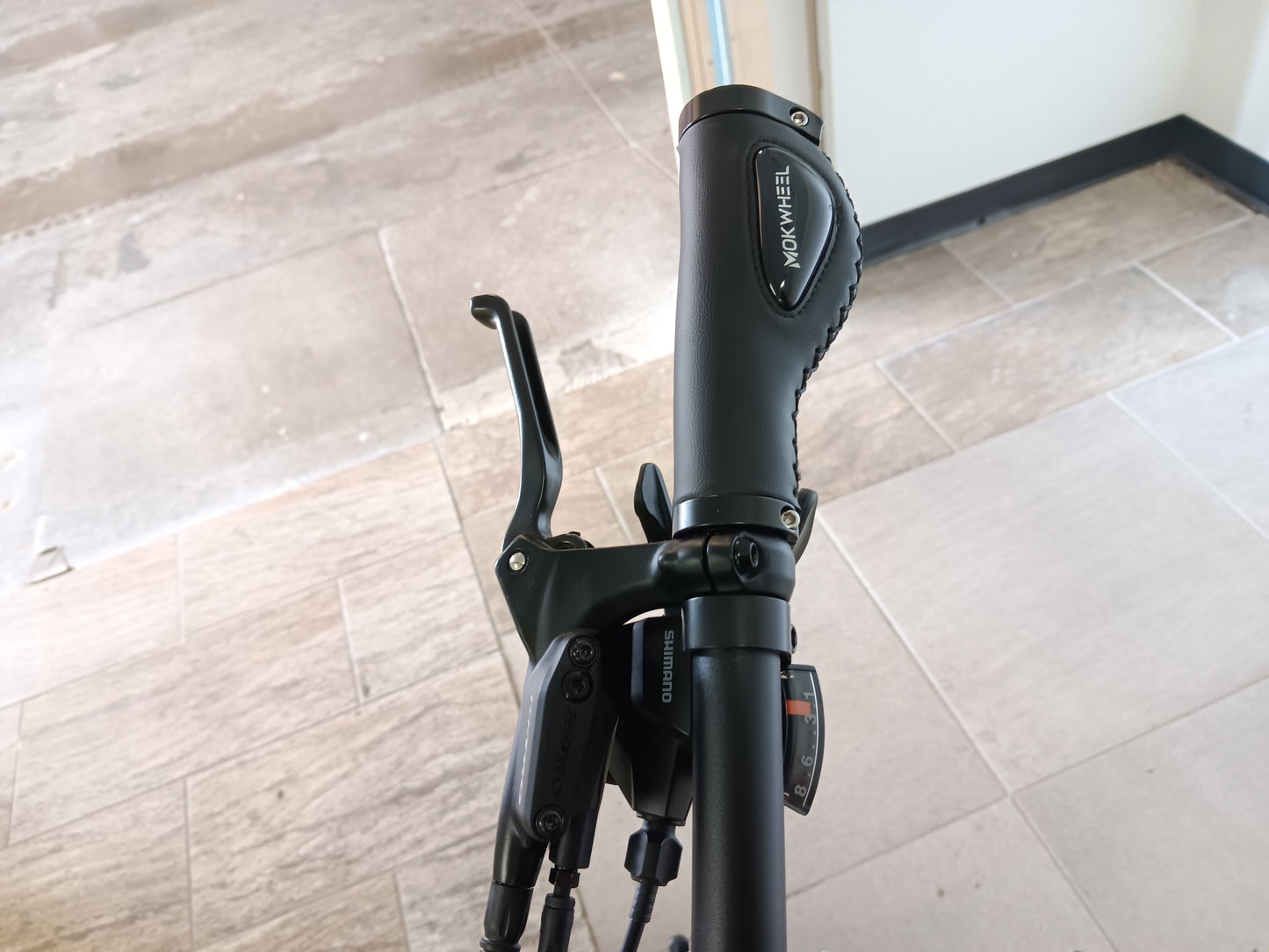 Powerfull Electric Mountain Bike | Mokwheel Obsidian in Black/Red