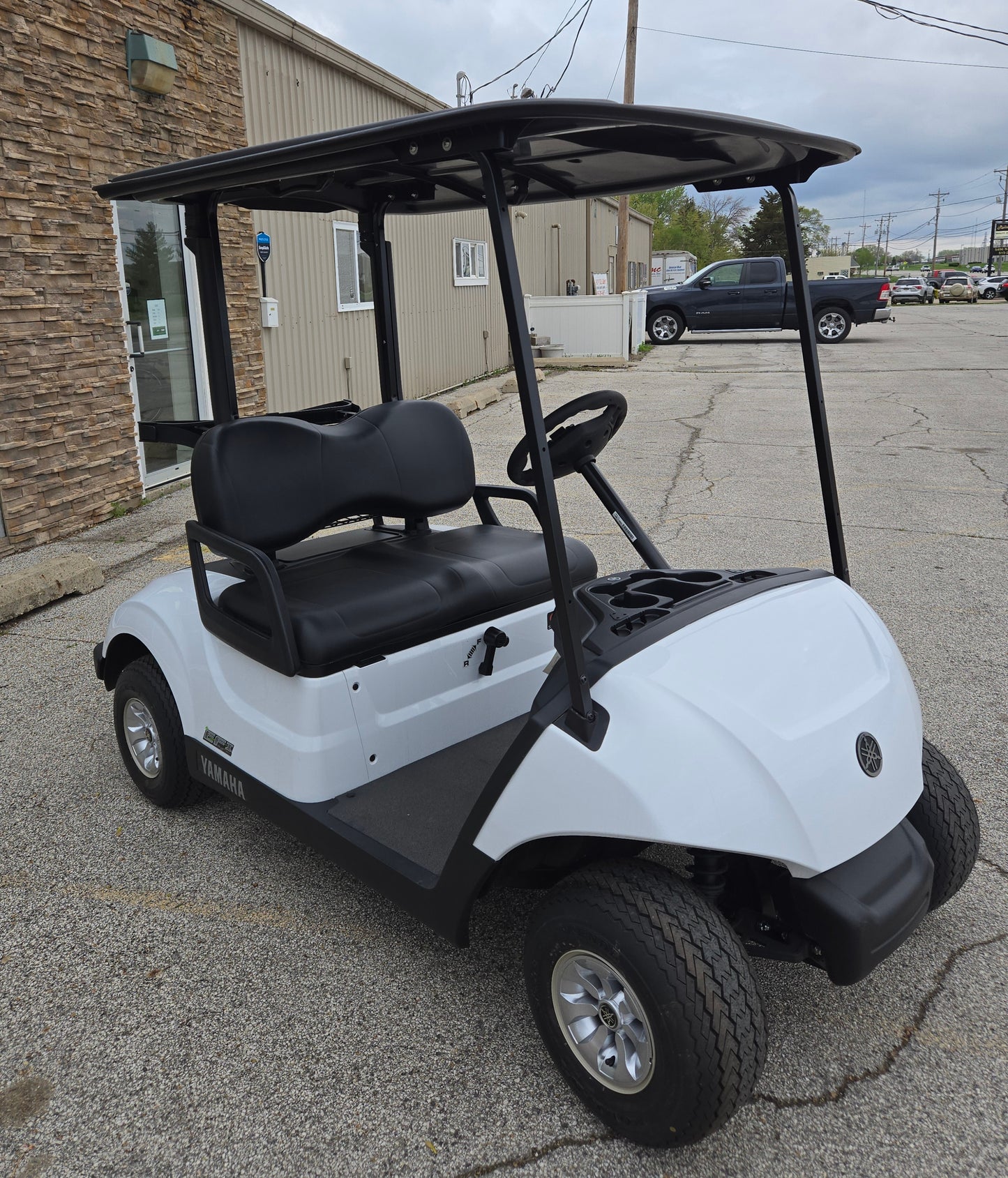 Yamaha - NEW 2024 Fleet Drive2 Gas in Glacier White