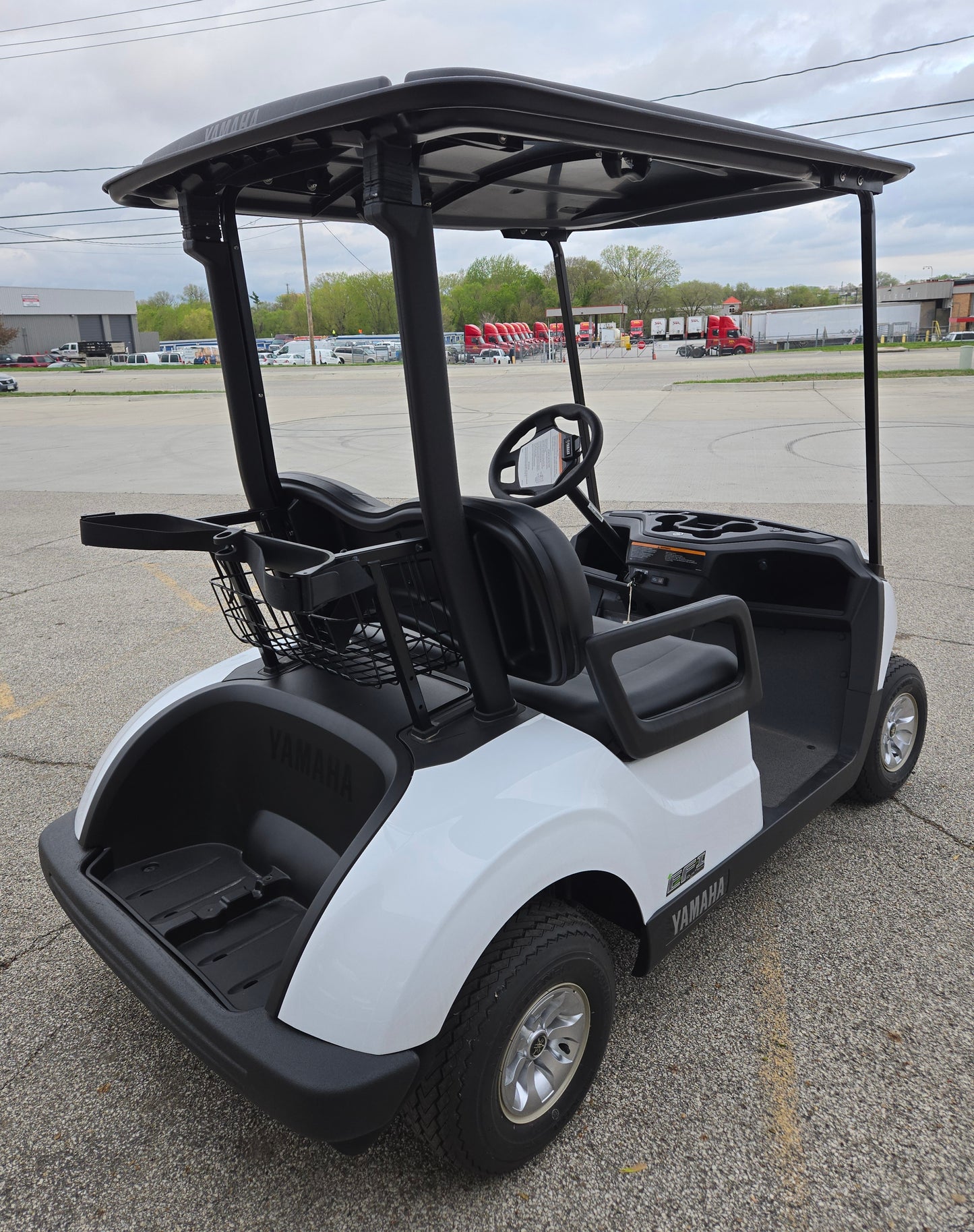 Yamaha - NEW 2024 Fleet Drive2 Gas in Glacier White
