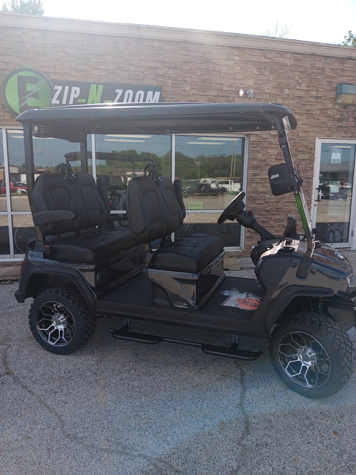 D5 Maverick 4 Arctic Grey – Electric LSV | EzipNzoom Des Moines