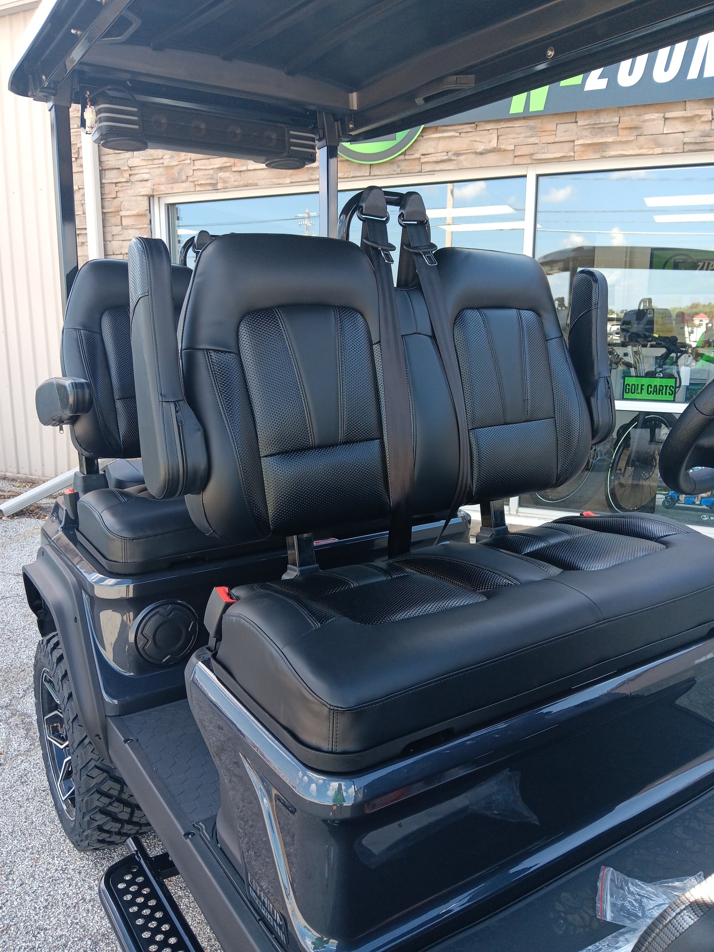 D5 Maverick 4 Arctic Grey – Electric LSV | EzipNzoom Des Moines