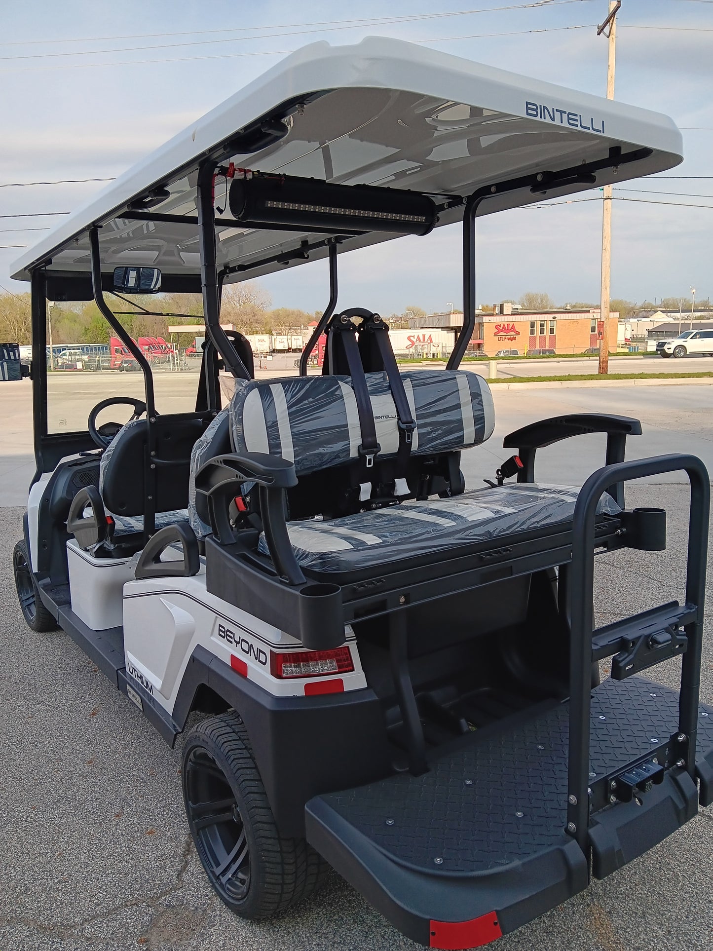 Bintelli | 6-Seater Electric Golf Cart White