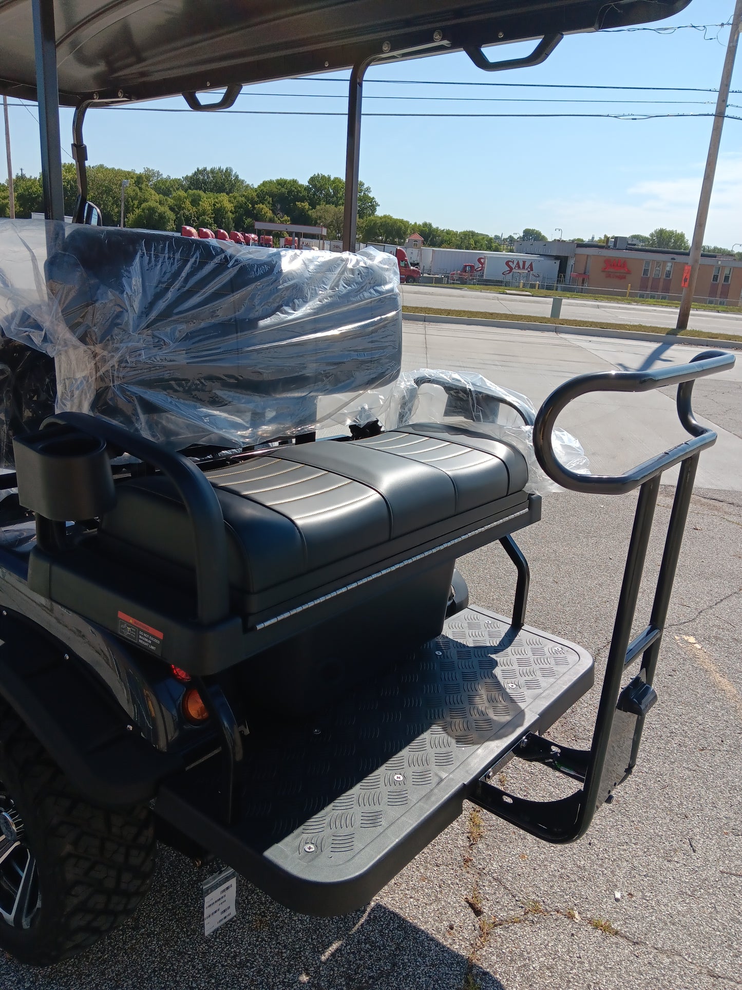 Forester 4 | 4-Person Lifted Golf Cart in Grey