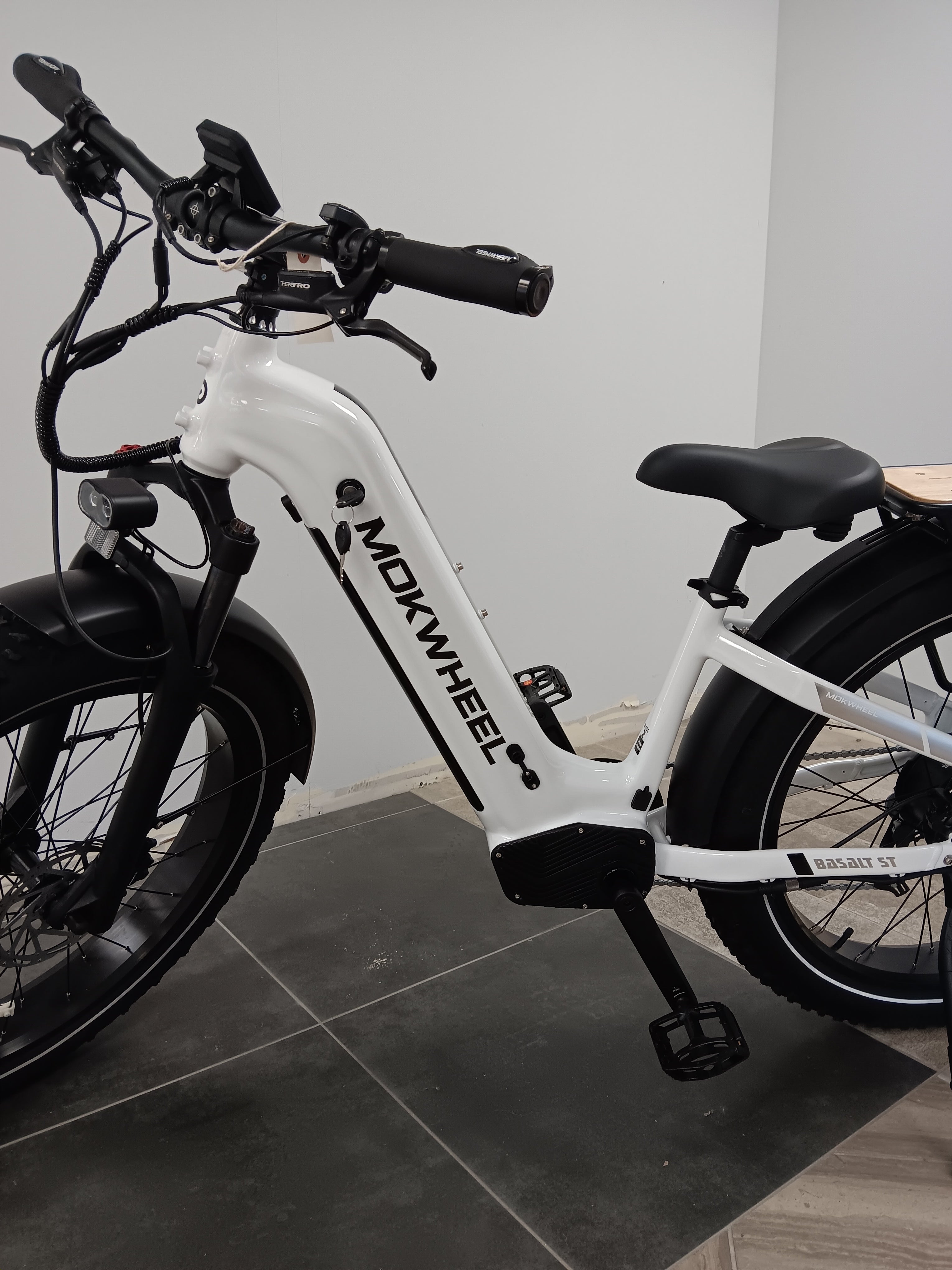 Panier monté à l'avant Mokwheel (bois) – Antelope Ebikes Panier monté à l'avant Mokwheel (bois) – Antelope Ebikes