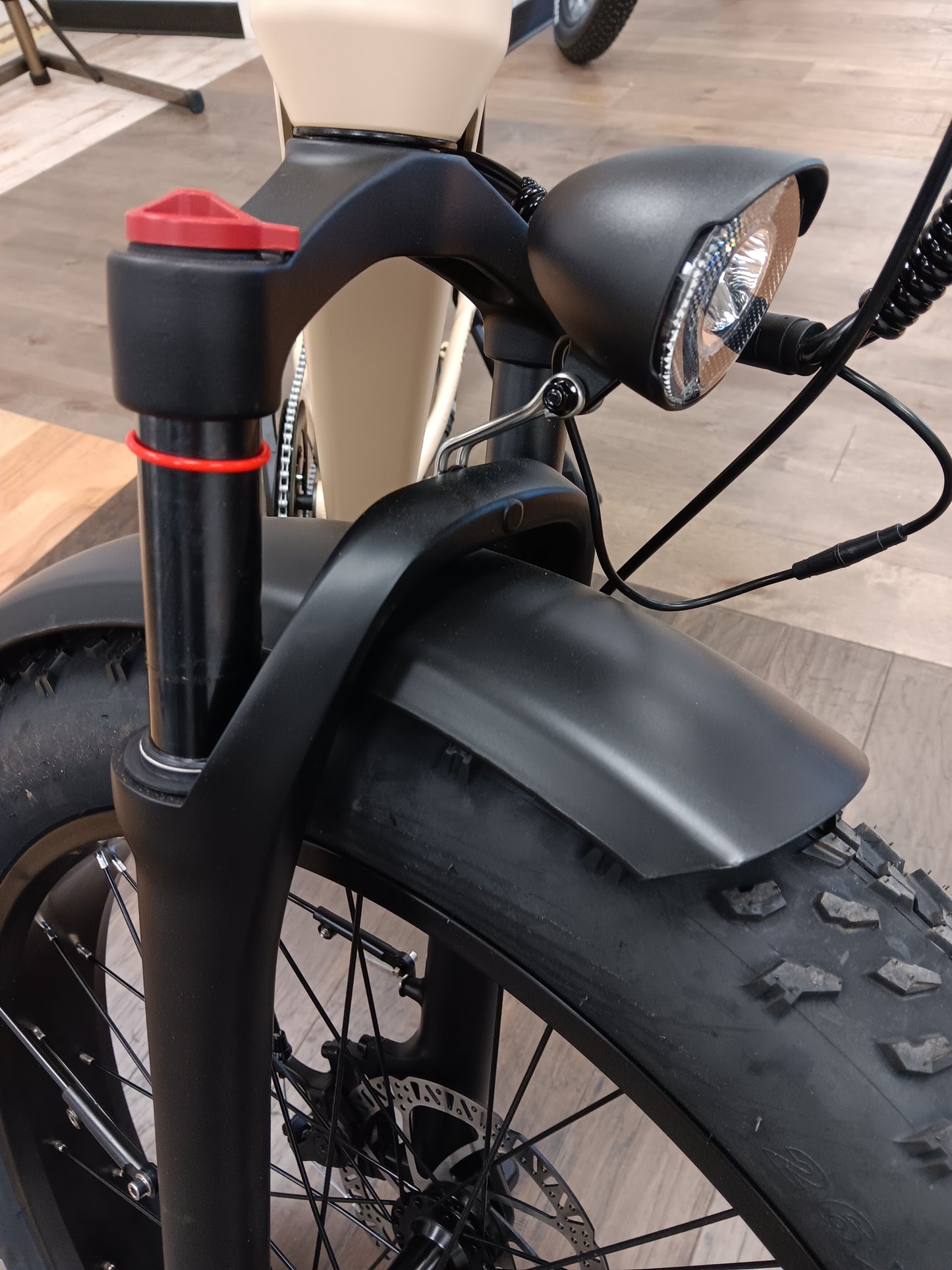 Electric Fat Tire Bike | Mokwheel Mesa Plus Tan