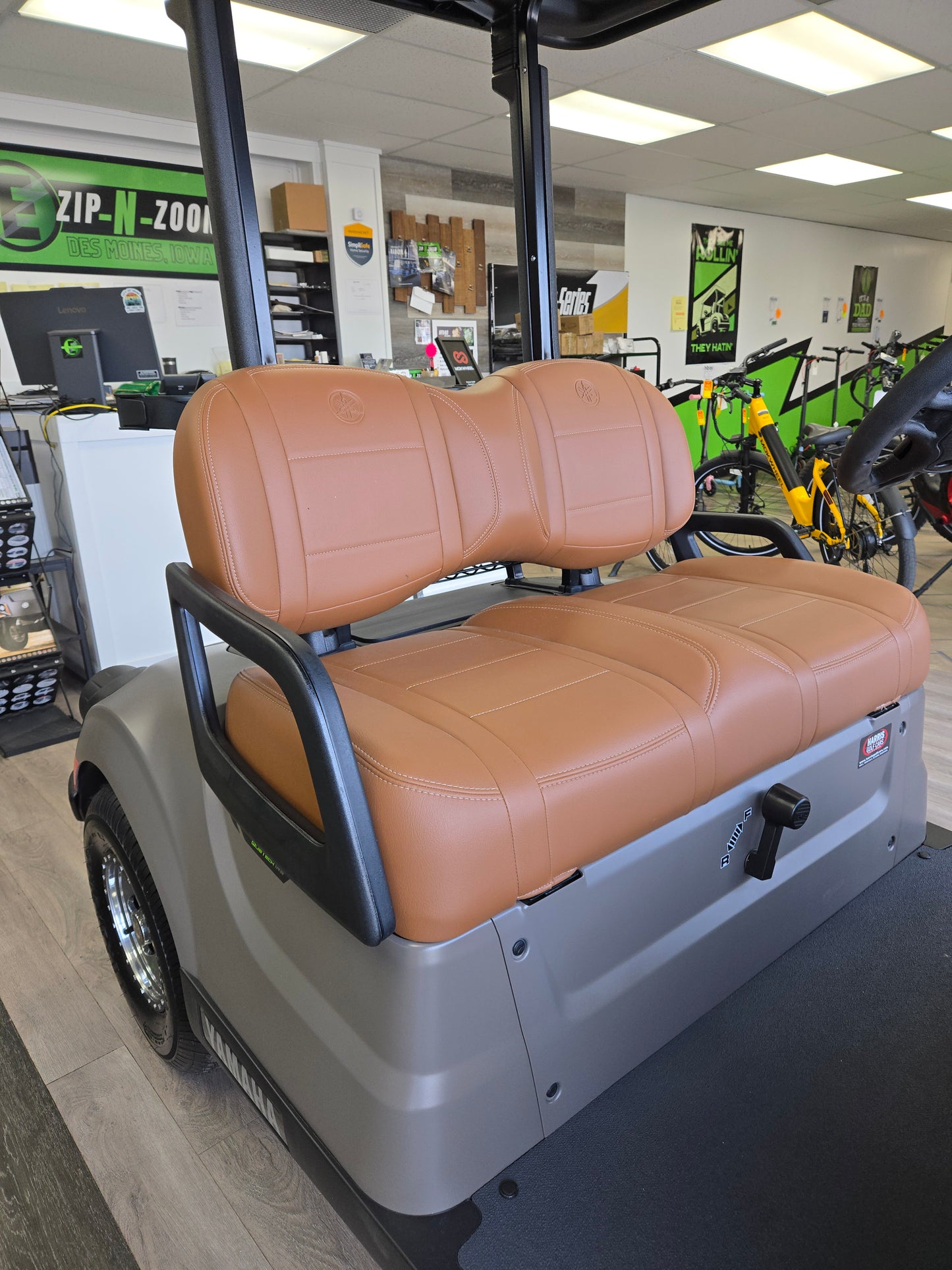Yamaha - NEW 2025 Drive 2 Qietech Gas PTV in Titan